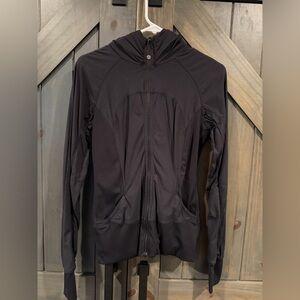 Lululemon women’s jacket. Pre-Owned, like-new. Size 8 fitted style